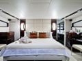 LIZZI Lazzara 75 Luxury Motoryacht Master Cabin