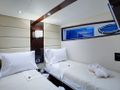 LIZZI Lazzara 75 Luxury Motoryacht Twin Cabin
