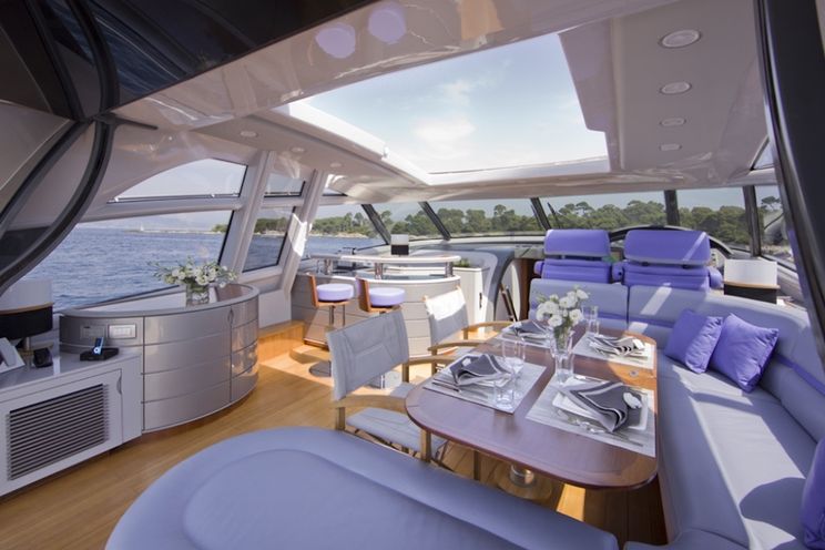 Charter Yacht LOW BLOW - Baia 78 - 3 Cabins - Monaco - Golfe Juan - Antibes - Cannes