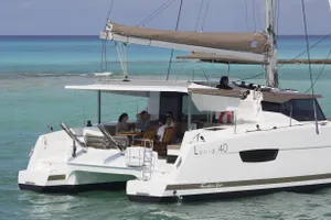 Fountaine Pajot Lucia 40 - 4 + 2 cabins(4 double 2 single)- 2018 - Mykonos - Athens Fountaine Pajot Lucia 40 - 4 + 2 cabins(4 double 2 single)- 2018 - Mykonos - Athens