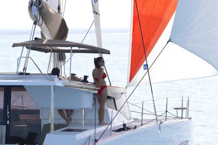 Charter Yacht Fountaine Pajot Lucia 40 - 4 + 2 cabins(4 double 2 single)- 2018 - Mykonos - Athens