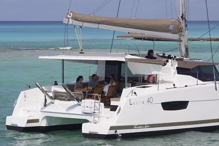 Charter Yacht Lucia 40 - 2019 - 4 cabins(4 double)- USVI - BVI