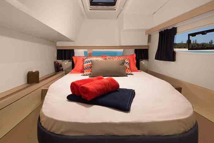 Charter Yacht Lucia 40 Grande Croisiere - 4 Cabins - Tahiti,Bora Bora,South Pacific