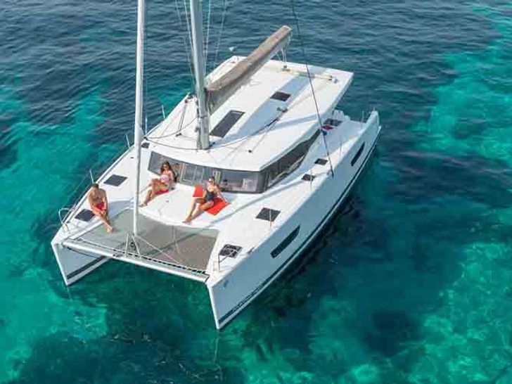 Lucia 40 - Sailing Lucia 40 - Sailing