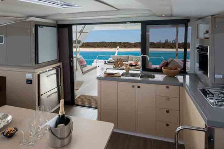 Charter Yacht Lucia 40 Grande Croisiere - 4 Cabins - Tahiti,Bora Bora,South Pacific