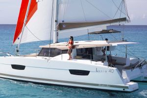 Fountaine Pajot Lucia 40 - 3 cabins - 2016 - Salerno Fountaine Pajot Lucia 40 - 3 cabins - 2016 - Salerno