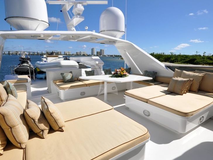 LUCKY STARS - Broward 108 LUCKY STARS - Broward 108