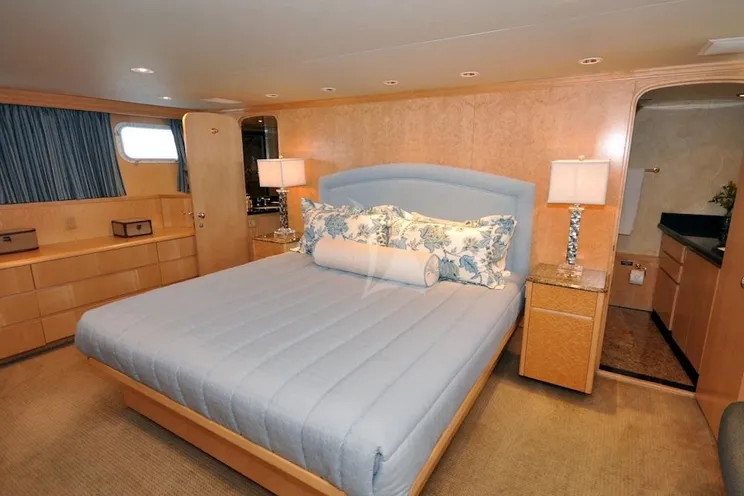 Charter Yacht LUCKY STARS - Broward 108 - 4 Cabins - Boca Raton - Florida