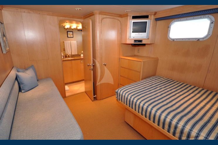 Charter Yacht LUCKY STARS - Broward 108 - 4 Cabins - Boca Raton - Florida