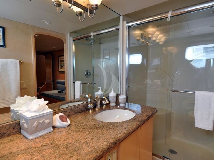 LUCKY STARS - Broward 108 LUCKY STARS - Broward 108