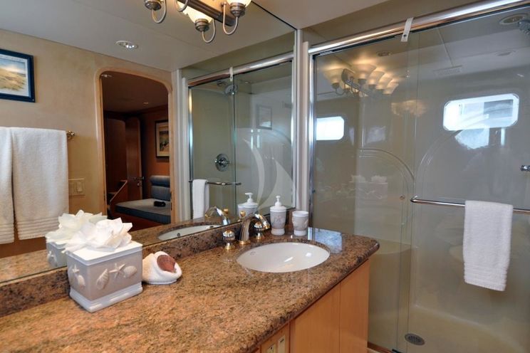 Charter Yacht LUCKY STARS - Broward 108 - 4 Cabins - Boca Raton - Florida