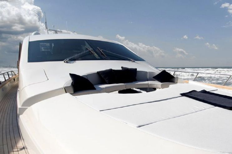 Charter Yacht LUDI - Cerri 86 - 4 Cabins - Naples - Capri - Sorrento