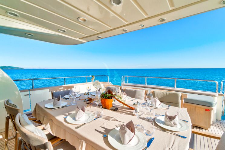 Charter Yacht LUISAMAY - Falcon 102 - 5 Cabins - Cannes - St Tropez - Monaco - Antibes