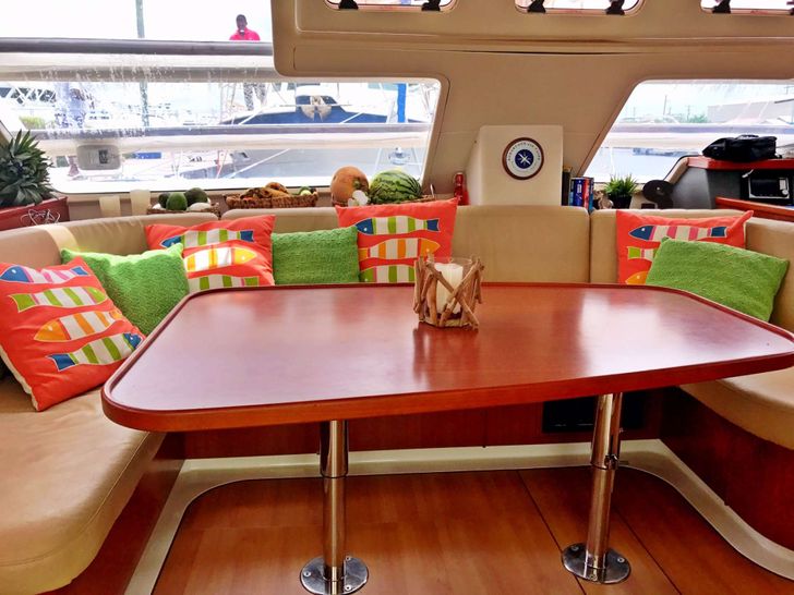 LUNA SEA Leopard 46 Dining LUNA SEA Leopard 46 Dining