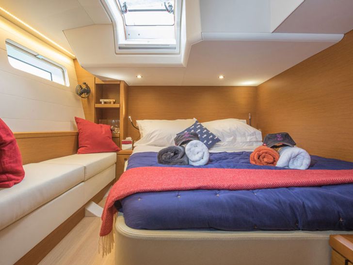 LUNOUS Jeanneau 64 Cabin