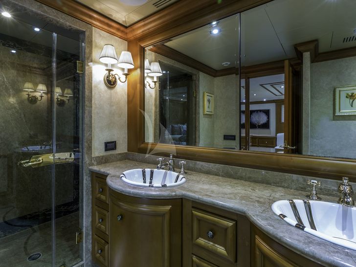 M3 - Intermarine Savannah 147,VIP cabin bathroom M3 - Intermarine Savannah 147,VIP cabin bathroom