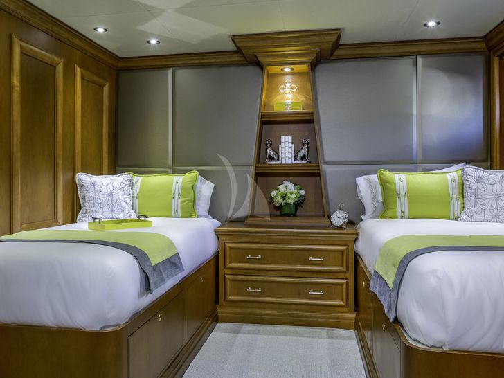 M3 - Intermarine Savannah 147,twin cabin 2