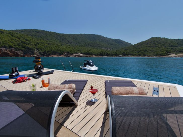 MABROUK - Sunbathing Platform MABROUK - Sunbathing Platform