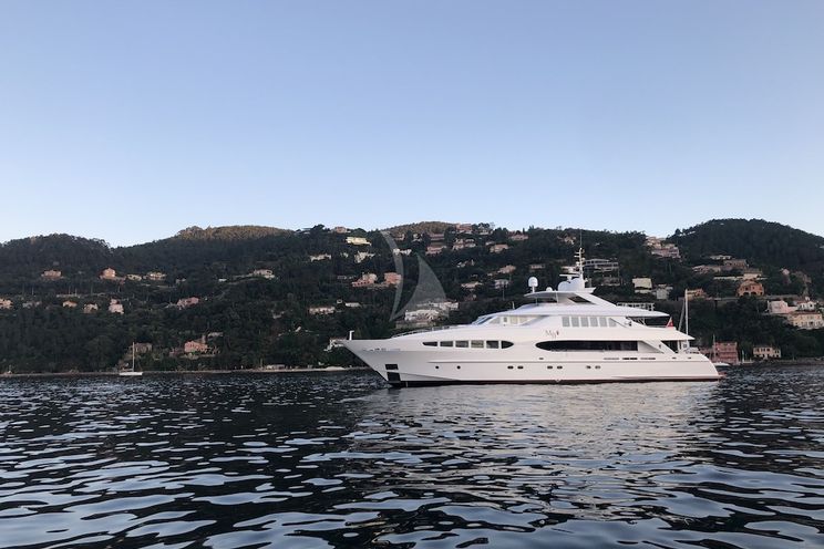 Charter Yacht BENIK I - Heesen 4000 - 7 Cabins - Athens - Mykonos - Paros - Cyclades - Greece