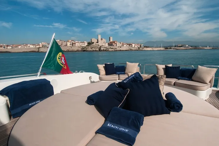 Charter Yacht MACH ONE - Mangusta 105 - 4 Cabins - Cannes - Antibes - Nice - Villefranche - Monaco