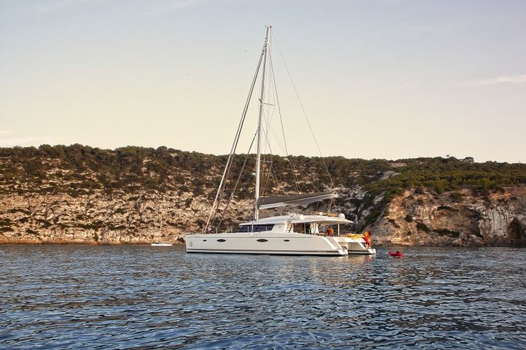 Charter Yacht MAGEC - Fountaine Pajot 67 - 4 Cabins - Ibiza - Menorca - Mallorca - BVIs - Tortola - St Barths