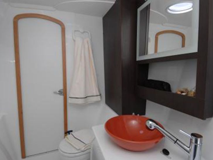 Mahe 36 - Toilet Mahe 36 - Toilet