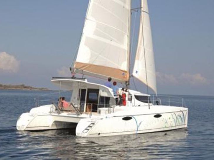 Mahe 36 - Sailing Mahe 36 - Sailing