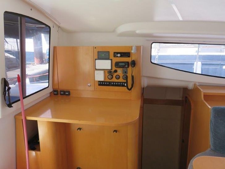 Mahe 36 - Galley