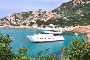 Maiora 20m - 3 Cabins - Poltu Quatu - Porto Cervo - Olbia - Portisco Maiora 20m - 3 Cabins - Poltu Quatu - Porto Cervo - Olbia - Portisco