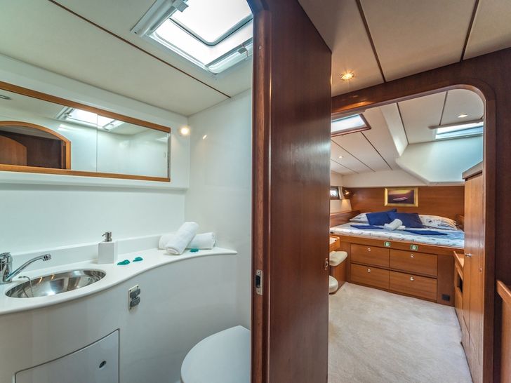 master cabin master cabin