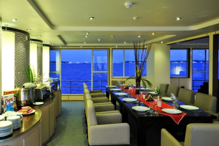 Charter Yacht MALDIVE MOSAIQUE - 12 Cabins - Maldives,Indian Ocean