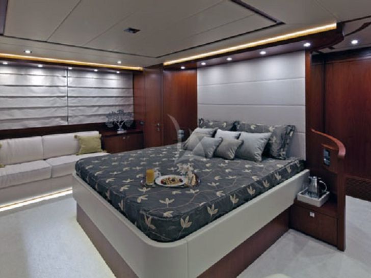 master cabin