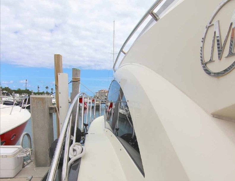 Charter Yacht Marquis 40 SC - 2 Cabins - Miami Day Boat Rental - Miami - South Beach - Biscayne Bay