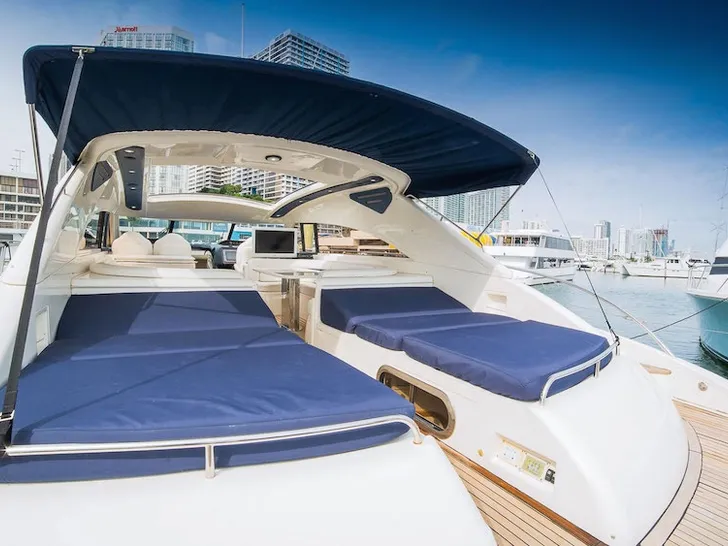 MARTINIKI II - Flybridge MARTINIKI II - Flybridge