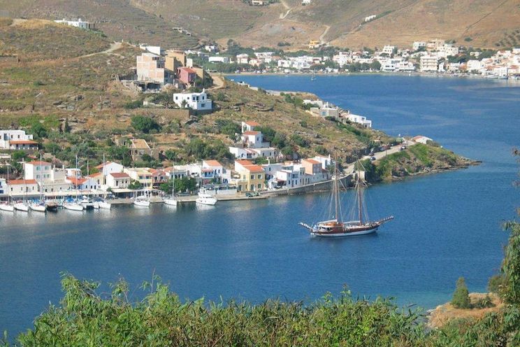 Charter Yacht MATINA - 38m Custom Build - 8 Cabins - Athens - Hydra - Spetses