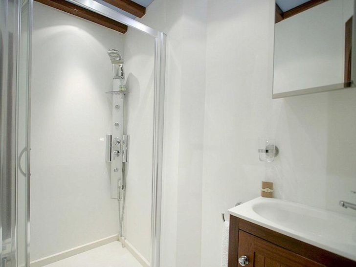 Bathroom Bathroom