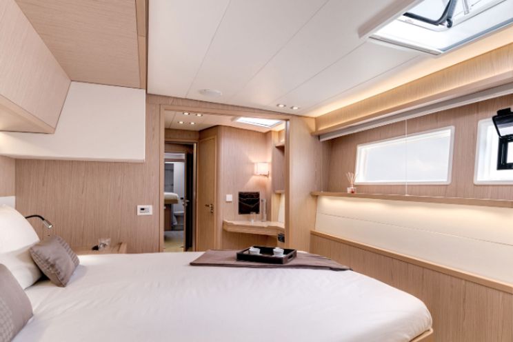 Charter Yacht Lagoon 52 - 8 Cabins - Tortola - St Thomas - Caribbean - Virgin Islands