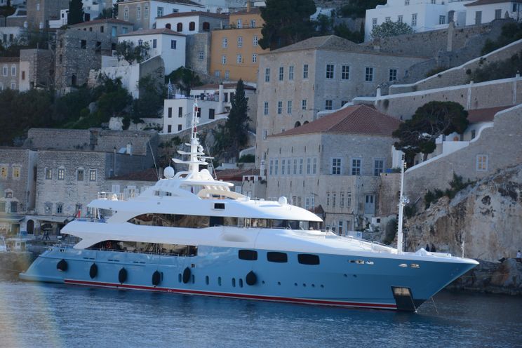 Charter Yacht MIA RAMA - Golden Yachts 176 - 7 Cabins - Greece - Athens - Mykonos