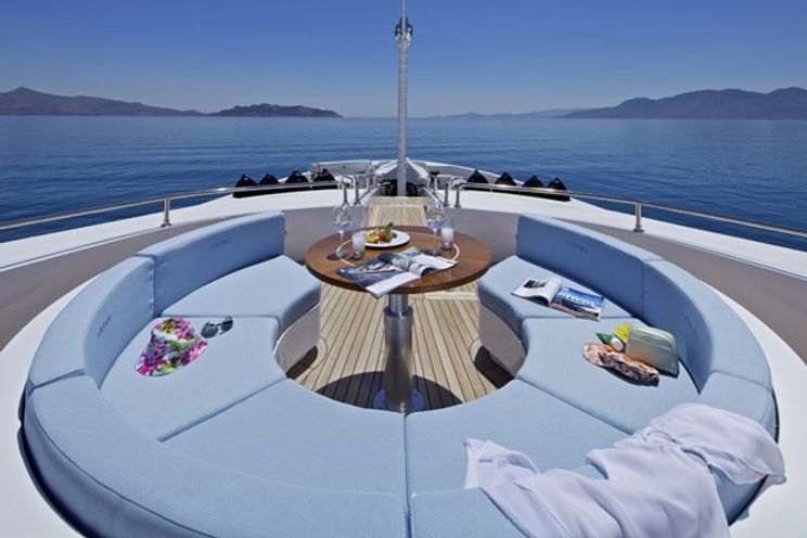 Charter Yacht MIA RAMA - Golden Yachts 176 - 7 Cabins - Greece - Athens - Mykonos