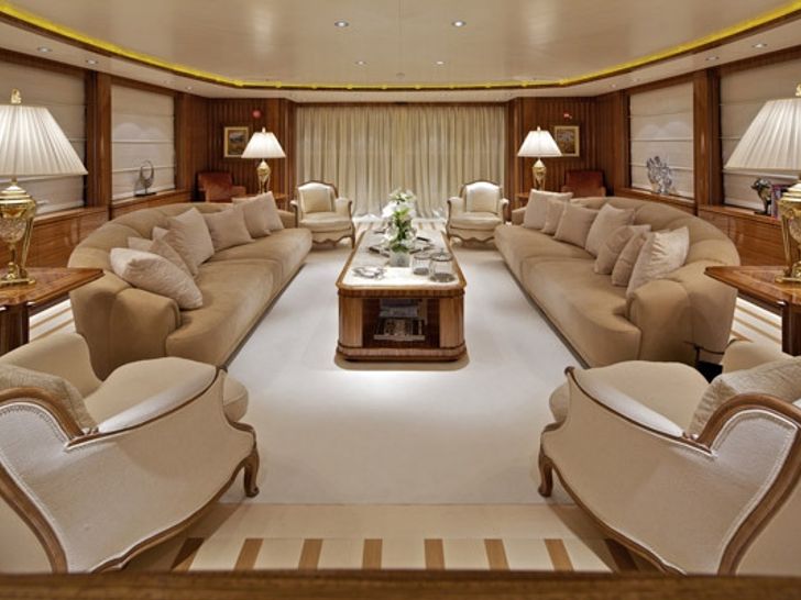 MIA RAMA Golden Yachts 176 Salon