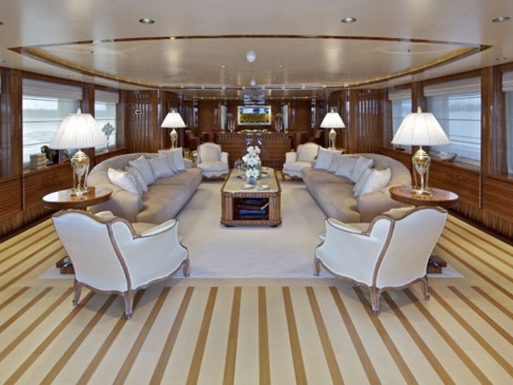 MIA RAMA Golden Yachts 176 Salon MIA RAMA Golden Yachts 176 Salon