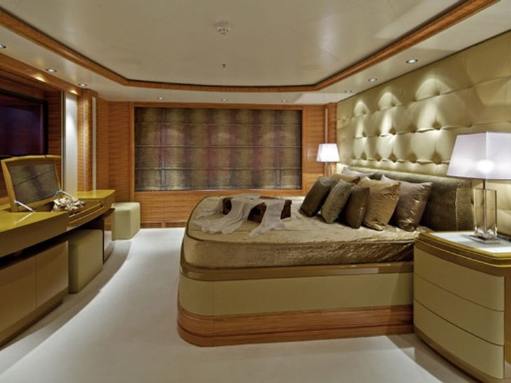 MIA RAMA Golden Yachts 176 Master Cabin MIA RAMA Golden Yachts 176 Master Cabin