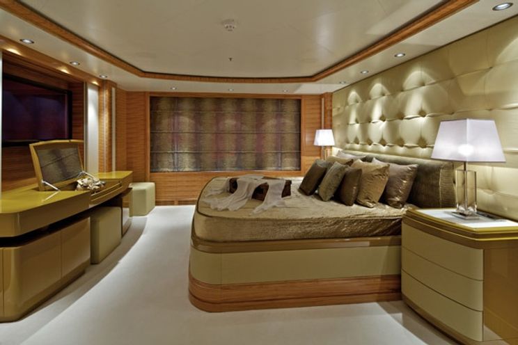 Charter Yacht MIA RAMA - Golden Yachts 176 - 7 Cabins - Greece - Athens - Mykonos