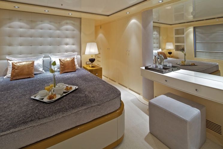 Charter Yacht MIA RAMA - Golden Yachts 176 - 7 Cabins - Greece - Athens - Mykonos