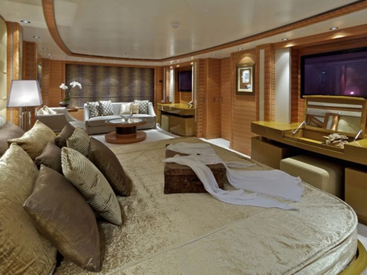 MIA RAMA Golden Yachts 176 Master Cabin MIA RAMA Golden Yachts 176 Master Cabin