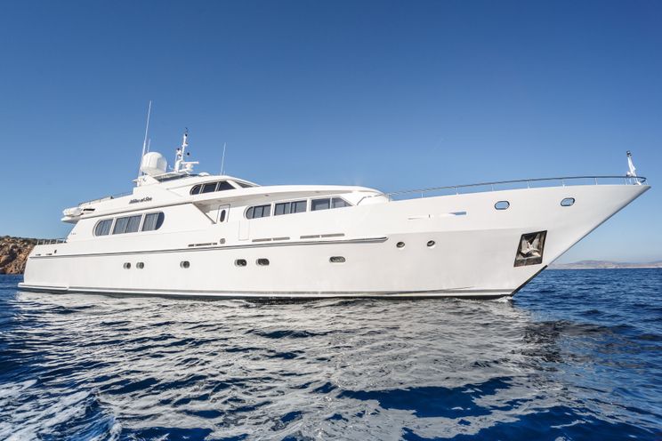 Charter Yacht MILOS AT SEA - Codecasa 35m - 4 Cabins - Mykonos - Lefkas - Santorini - Athens