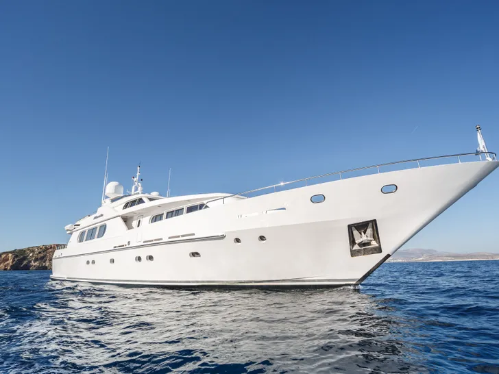 MILOS AT SEA Codecasa 35m Running MILOS AT SEA Codecasa 35m Running