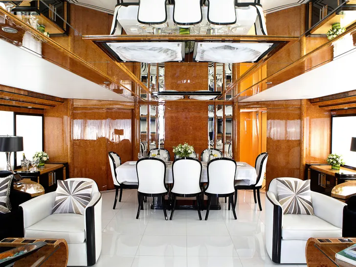 MILOS AT SEA Codecasa 35m Salon MILOS AT SEA Codecasa 35m Salon