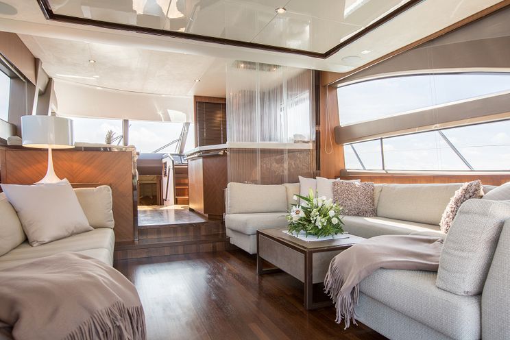 Charter Yacht MIO BARCO - Princess 64 - 4 cabins - Mallorca