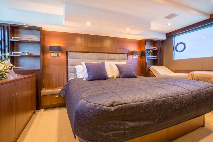 Charter Yacht MIO BARCO - Princess 64 - 4 cabins - Mallorca